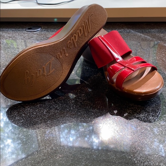 Wedge heels - Picture 2 of 2